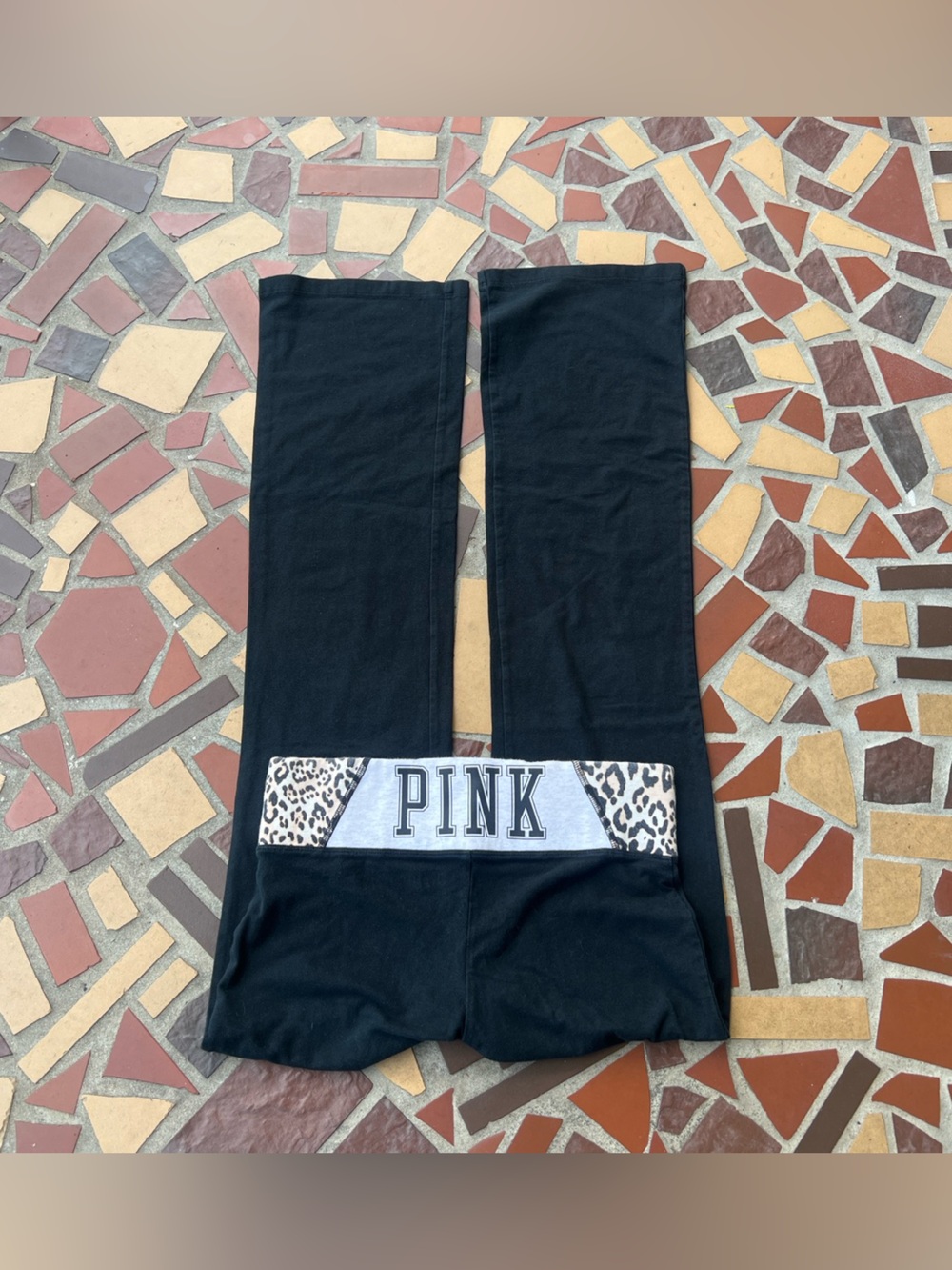 PINK Victoria's Secret Black flare Leggings with Leopard Waistband